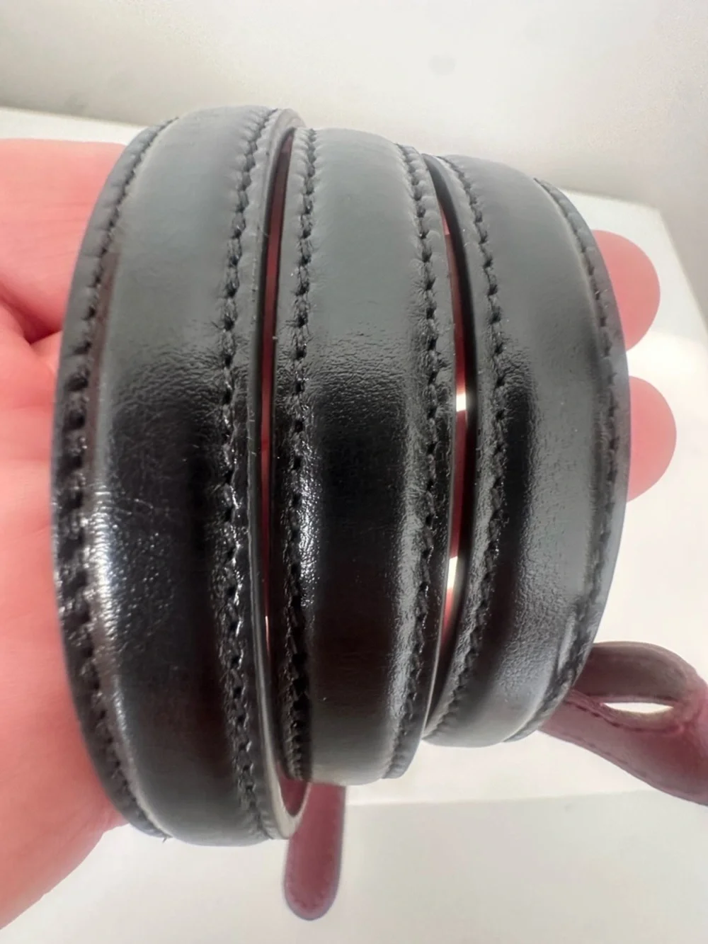 Gucci Thin Black Leather Belt with Interlocking G Buckle 100